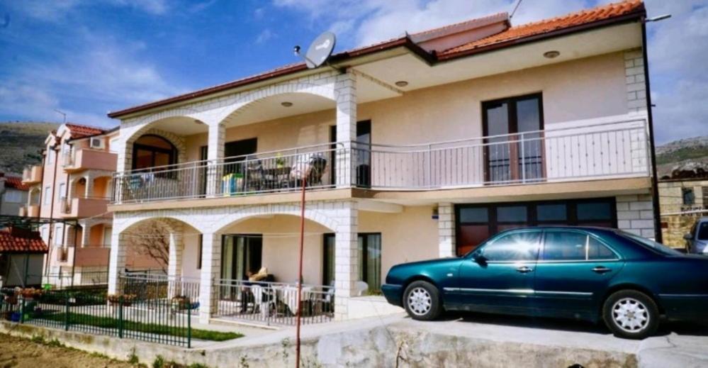 Roso Apartment With Sea View Trogir Ngoại thất bức ảnh