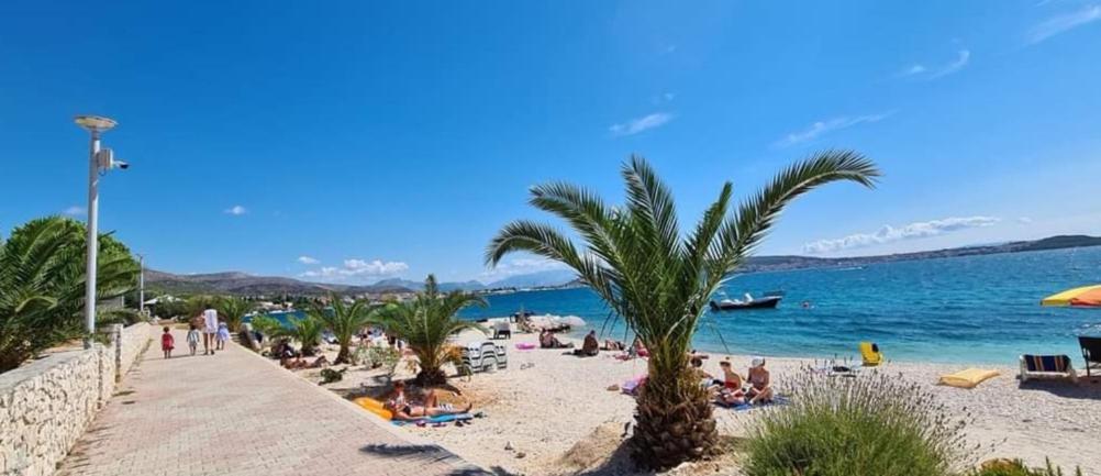 Roso Apartment With Sea View Trogir Ngoại thất bức ảnh
